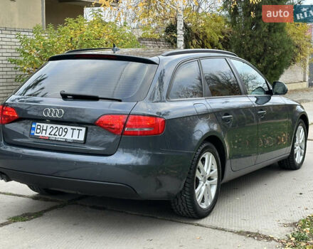 Зеленый Ауди А4, объемом двигателя 2 л и пробегом 213 тыс. км за 9600 $, фото 29 на Automoto.ua