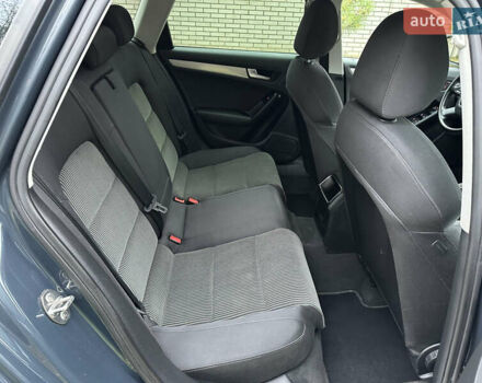 Зеленый Ауди А4, объемом двигателя 2 л и пробегом 213 тыс. км за 9600 $, фото 40 на Automoto.ua