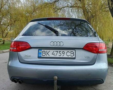 Зелений Ауді А4, об'ємом двигуна 2 л та пробігом 238 тис. км за 9300 $, фото 1 на Automoto.ua