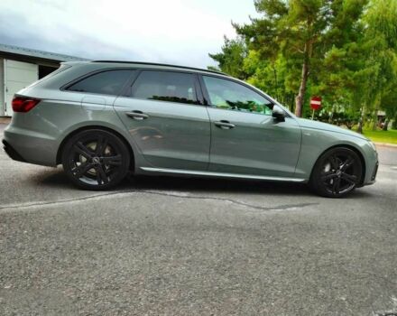 Зеленый Ауди А4, объемом двигателя 2 л и пробегом 15 тыс. км за 17000 $, фото 3 на Automoto.ua