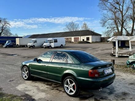 Зелений Ауді А4, об'ємом двигуна 1.9 л та пробігом 500 тис. км за 2850 $, фото 1 на Automoto.ua