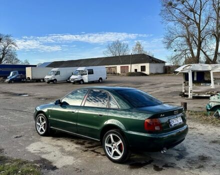 Зеленый Ауди А4, объемом двигателя 1.9 л и пробегом 500 тыс. км за 2850 $, фото 1 на Automoto.ua