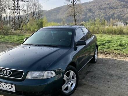 Зеленый Ауди А4, объемом двигателя 1.8 л и пробегом 362 тыс. км за 3150 $, фото 1 на Automoto.ua