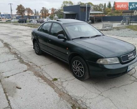 Зелений Ауді А4, об'ємом двигуна 1.6 л та пробігом 250 тис. км за 2350 $, фото 1 на Automoto.ua