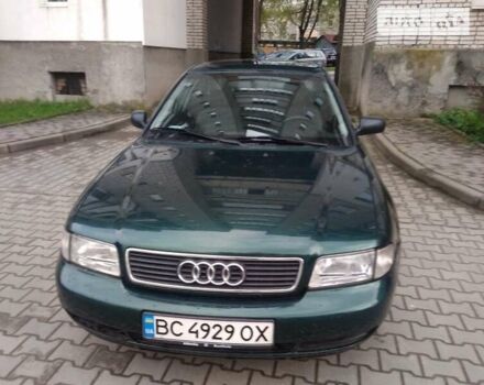 Зеленый Ауди А4, объемом двигателя 1.6 л и пробегом 270 тыс. км за 2800 $, фото 1 на Automoto.ua