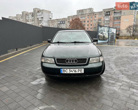 Зелений Ауді А4, об'ємом двигуна 1.8 л та пробігом 325 тис. км за 2450 $, фото 1 на Automoto.ua