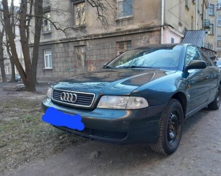 Зеленый Ауди А4, объемом двигателя 1 л и пробегом 347 тыс. км за 2600 $, фото 1 на Automoto.ua