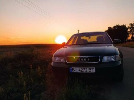 Ауди А4 1997 в Лохвице на Automoto.ua Зеленый Ауди А4, объемом двигателя 1.8 л и пробегом 209 тыс. км за 2200 $, фото 1 на Automoto.ua