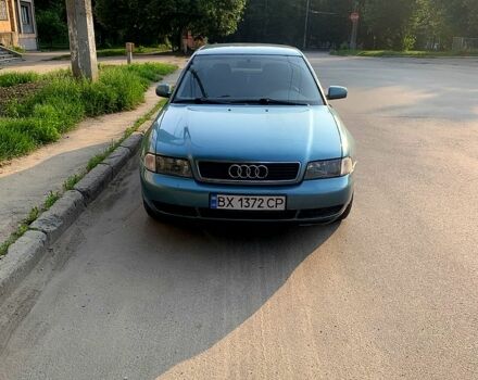 Зеленый Ауди А4, объемом двигателя 1.6 л и пробегом 416 тыс. км за 3200 $, фото 1 на Automoto.ua