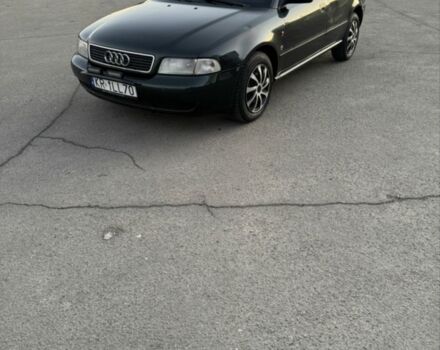 Зеленый Ауди А4, объемом двигателя 1.9 л и пробегом 350 тыс. км за 2350 $, фото 1 на Automoto.ua