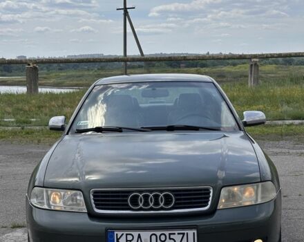 Зелений Ауді А4, об'ємом двигуна 1.9 л та пробігом 304 тис. км за 1900 $, фото 1 на Automoto.ua