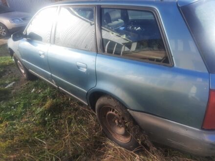 Зелений Ауді А4, об'ємом двигуна 1.9 л та пробігом 3 тис. км за 15 $, фото 1 на Automoto.ua