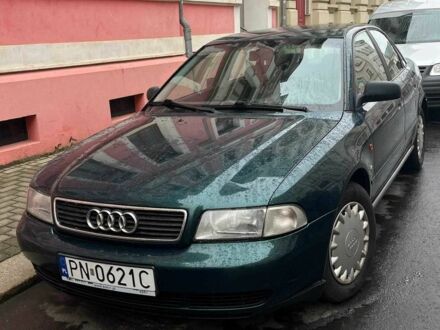 Зеленый Ауди А4, объемом двигателя 1.8 л и пробегом 246 тыс. км за 1300 $, фото 1 на Automoto.ua