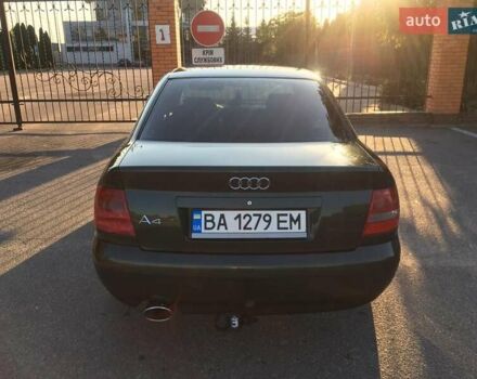 Зелений Ауді А4, об'ємом двигуна 1.6 л та пробігом 288 тис. км за 5000 $, фото 1 на Automoto.ua