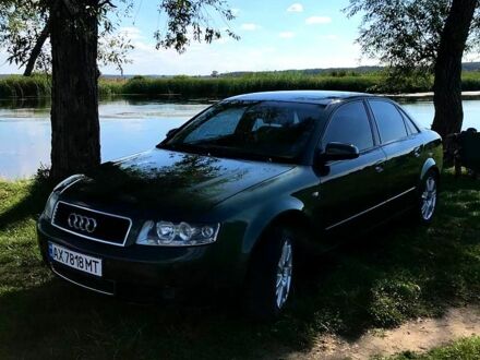 Ауді А4 2001 у Харкові на Automoto.ua Зелений Ауді А4, об'ємом двигуна 2 л та пробігом 385 тис. км за 5000 $, фото 1 на Automoto.ua