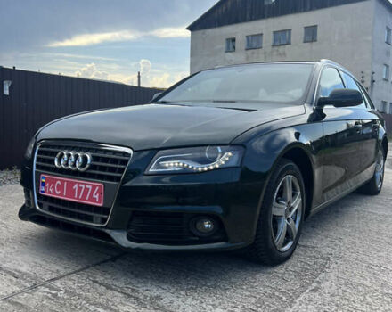 Зелений Ауді А4, об'ємом двигуна 1.8 л та пробігом 197 тис. км за 8600 $, фото 1 на Automoto.ua