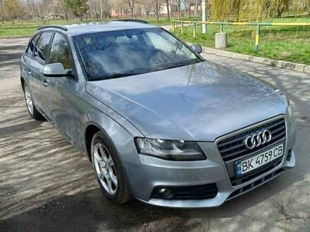 Зелений Ауді А4, об'ємом двигуна 2 л та пробігом 238 тис. км за 9300 $, фото 1 на Automoto.ua