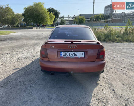 Помаранчевий Ауді А4, об'ємом двигуна 1.6 л та пробігом 510 тис. км за 2500 $, фото 5 на Automoto.ua