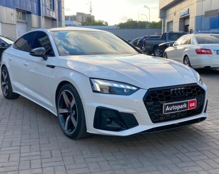 Белый Ауди А5, объемом двигателя 2 л и пробегом 8 тыс. км за 33490 $, фото 2 на Automoto.ua