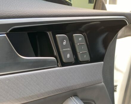 Белый Ауди А5, объемом двигателя 2 л и пробегом 8 тыс. км за 33490 $, фото 15 на Automoto.ua