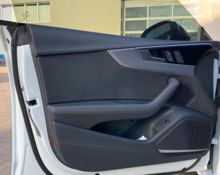 Белый Ауди А5, объемом двигателя 2 л и пробегом 8 тыс. км за 33490 $, фото 16 на Automoto.ua