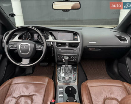 Белый Ауди А5, объемом двигателя 1.98 л и пробегом 227 тыс. км за 10500 $, фото 16 на Automoto.ua