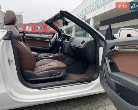 Белый Ауди А5, объемом двигателя 1.98 л и пробегом 227 тыс. км за 10500 $, фото 14 на Automoto.ua