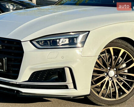 Белый Ауди А5, объемом двигателя 1.98 л и пробегом 65 тыс. км за 27500 $, фото 2 на Automoto.ua