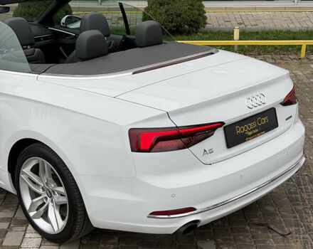 Белый Ауди А5, объемом двигателя 1.98 л и пробегом 111 тыс. км за 23900 $, фото 7 на Automoto.ua