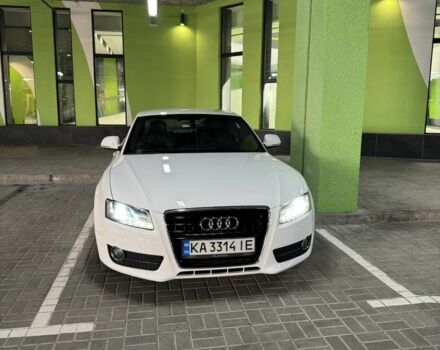 Белый Ауди А5, объемом двигателя 2.7 л и пробегом 251 тыс. км за 10200 $, фото 1 на Automoto.ua