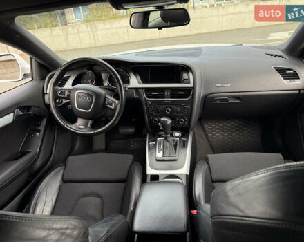 Ауди А5 2008 в Киеве на Automoto.ua Белый Ауди А5, объемом двигателя 2.7 л и пробегом 251 тыс. км за 8500 $, фото 19 на Automoto.ua