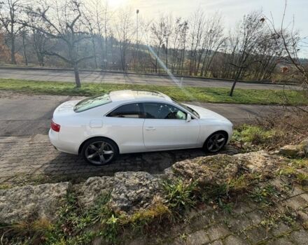 Белый Ауди А5, объемом двигателя 3 л и пробегом 440 тыс. км за 4112 $, фото 6 на Automoto.ua