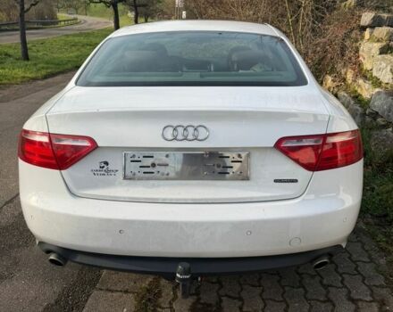 Белый Ауди А5, объемом двигателя 3 л и пробегом 440 тыс. км за 4112 $, фото 15 на Automoto.ua