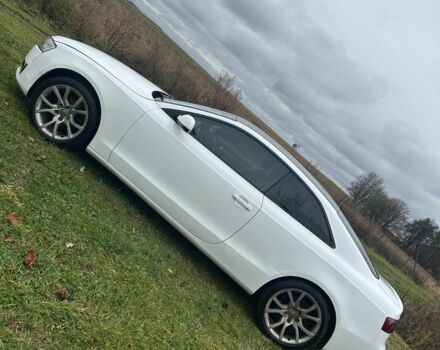 Білий Ауді A5, об'ємом двигуна 2 л та пробігом 332 тис. км за 4125 $, фото 1 на Automoto.ua