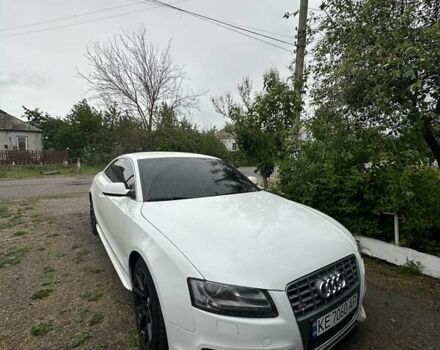 Белый Ауди А5, объемом двигателя 1.8 л и пробегом 267 тыс. км за 9500 $, фото 6 на Automoto.ua