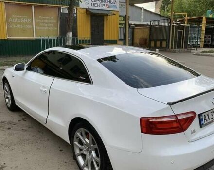 Белый Ауди А5, объемом двигателя 2 л и пробегом 297 тыс. км за 9800 $, фото 3 на Automoto.ua