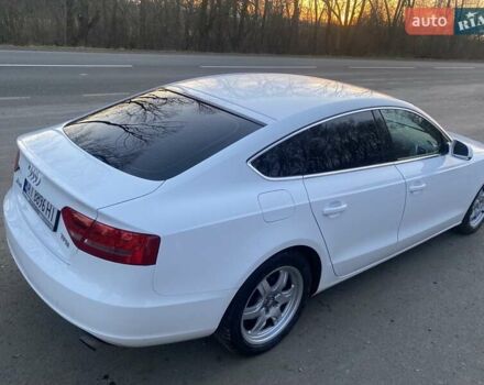 Белый Ауди А5, объемом двигателя 1.98 л и пробегом 210 тыс. км за 10500 $, фото 3 на Automoto.ua