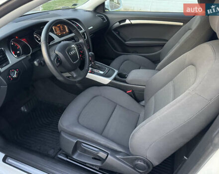 Белый Ауди А5, объемом двигателя 1.8 л и пробегом 30 тыс. км за 15700 $, фото 28 на Automoto.ua