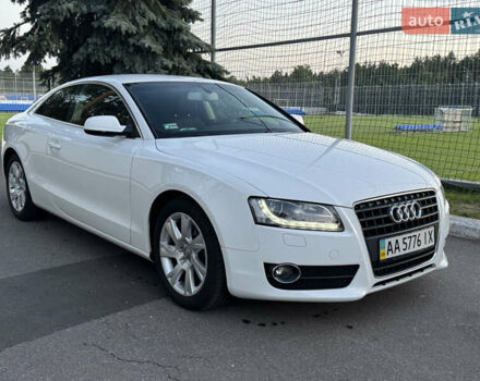Белый Ауди А5, объемом двигателя 1.8 л и пробегом 30 тыс. км за 15700 $, фото 1 на Automoto.ua