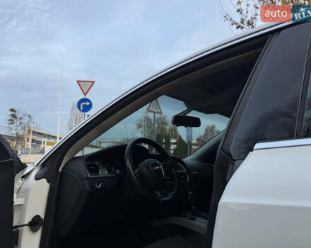 Белый Ауди А5, объемом двигателя 1.98 л и пробегом 196 тыс. км за 11600 $, фото 32 на Automoto.ua