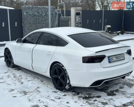 Белый Ауди А5, объемом двигателя 1.98 л и пробегом 272 тыс. км за 10000 $, фото 2 на Automoto.ua