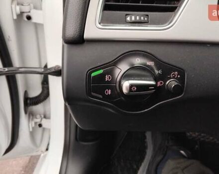 Белый Ауди А5, объемом двигателя 1.8 л и пробегом 171 тыс. км за 9700 $, фото 16 на Automoto.ua