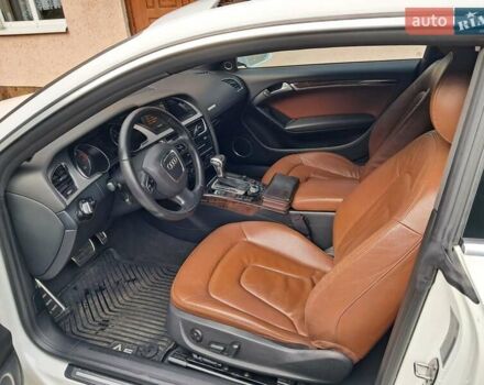 Ауди А5 2011 в Гадяче на Automoto.ua Белый Ауди А5, объемом двигателя 1.98 л и пробегом 201 тыс. км за 11500 $, фото 8 на Automoto.ua