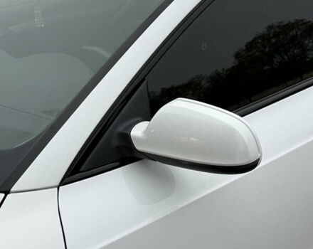 Белый Ауди А5, объемом двигателя 1.98 л и пробегом 222 тыс. км за 11700 $, фото 11 на Automoto.ua