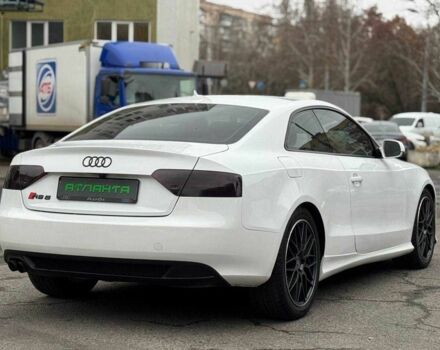 Білий Ауді A5, об'ємом двигуна 2 л та пробігом 220 тис. км за 8900 $, фото 4 на Automoto.ua