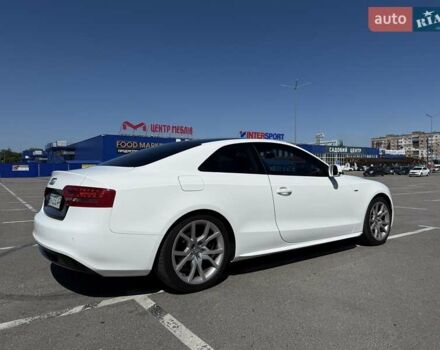 Білий Ауді A5, об'ємом двигуна 1.98 л та пробігом 152 тис. км за 13300 $, фото 6 на Automoto.ua