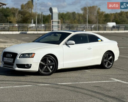 Белый Ауди А5, объемом двигателя 1.98 л и пробегом 218 тыс. км за 9990 $, фото 3 на Automoto.ua