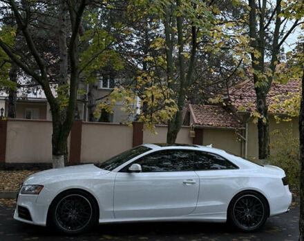 Белый Ауди А5, объемом двигателя 1.98 л и пробегом 222 тыс. км за 11700 $, фото 3 на Automoto.ua