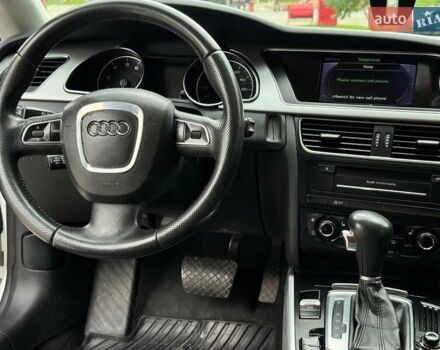 Білий Ауді A5, об'ємом двигуна 1.98 л та пробігом 257 тис. км за 9250 $, фото 13 на Automoto.ua