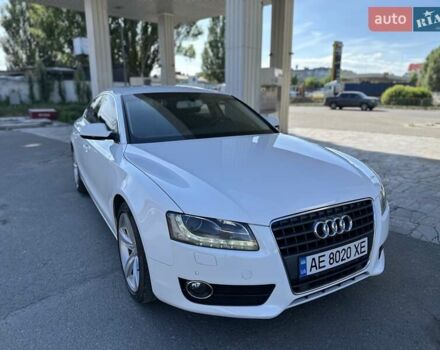Белый Ауди А5, объемом двигателя 1.98 л и пробегом 139 тыс. км за 13500 $, фото 26 на Automoto.ua